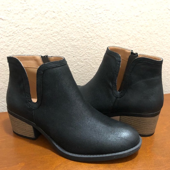 Bootie - Picture 2 of 6